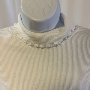 Chic White Women's Blouse w/ Ruffled Turtleneck